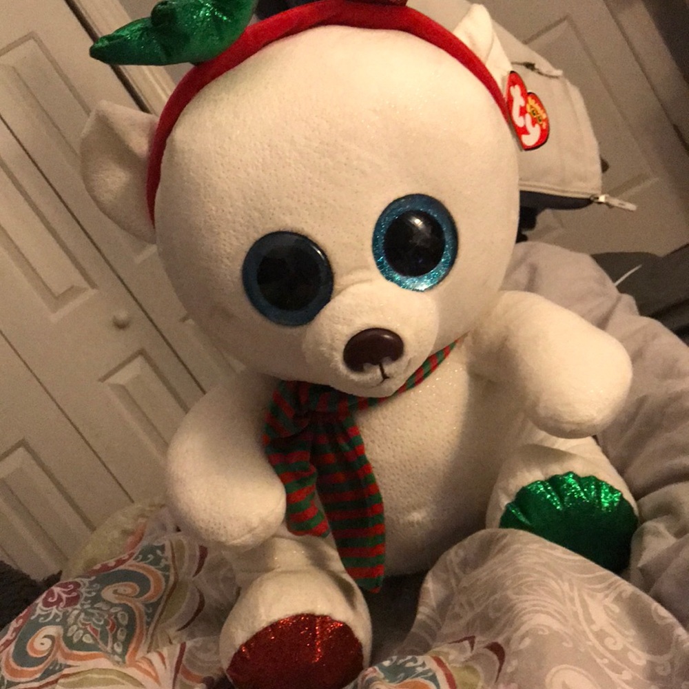 Teddy bear stuffed animal